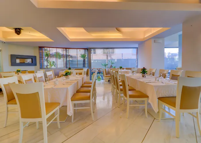 Palace Hotel Glyfada Athen