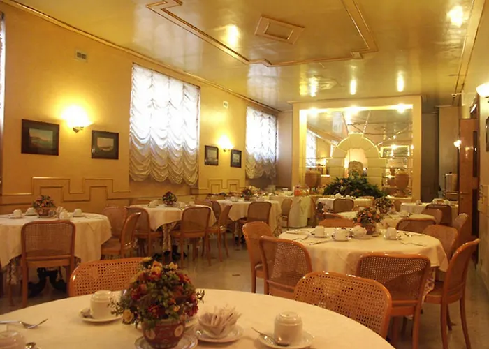 Hotel Nuovo Rebecchino Neapel