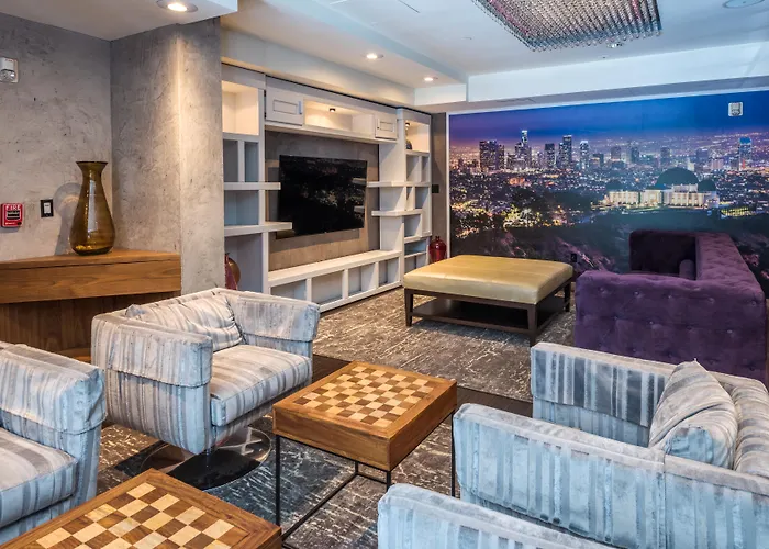 The O Hotel, Trademark Collection By Wyndham Los Angeles