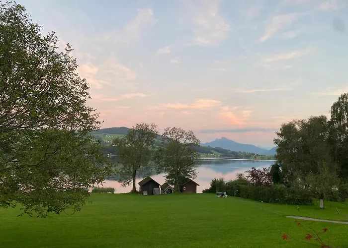 Hotel Garni Dorferwirt am Irrsee Tiefgraben