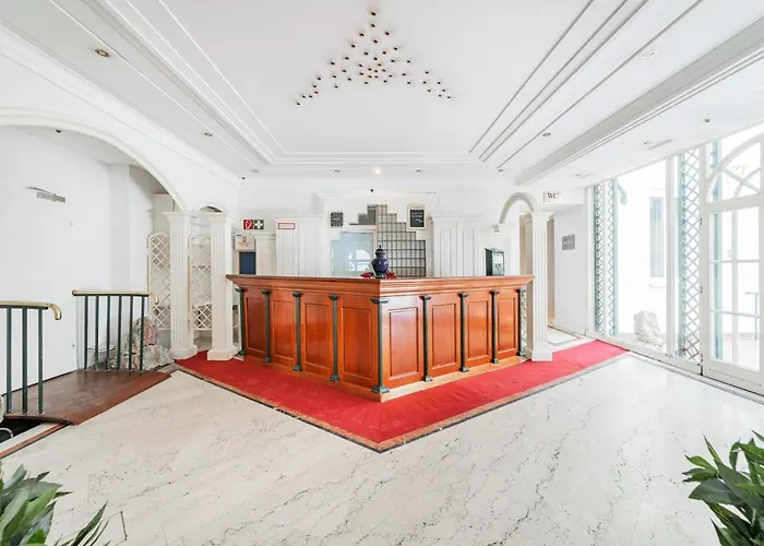 Self-Check-In Hotel Adlon Wien