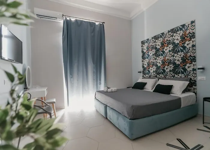DOMUS MARINA Rooms Neapel
