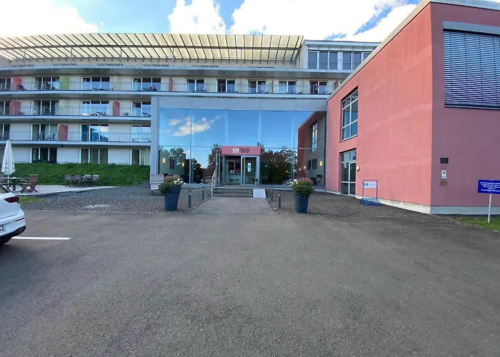Seehotel Kell am See