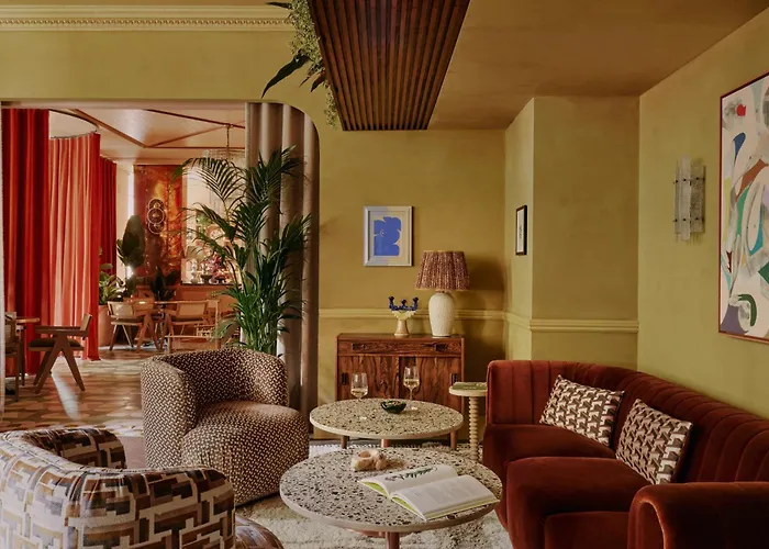 Hotel Ember Locke Kensington London