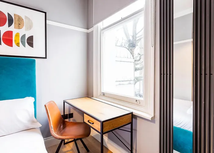 Kensington Rooms - Philbeach Gardens London