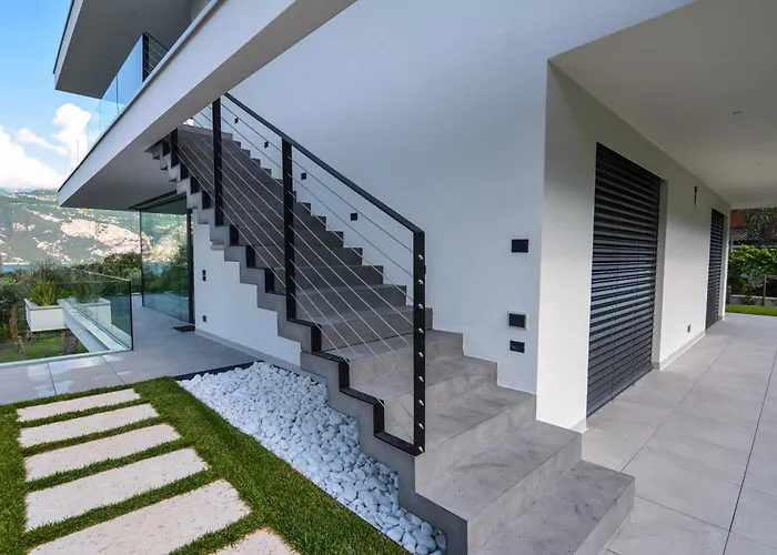 Olivo Luxury Apartments Malcesine