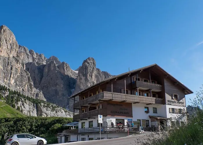 Alpin Hotel & Restaurant Frara Wolkenstein in Gröden