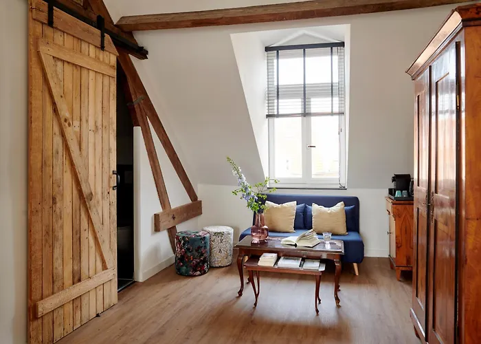 Bed and Breakfast La Dominotte Arcen