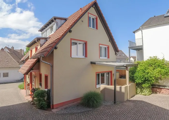 Hotel&Gästehaus Im Ziegelweg garni Rust