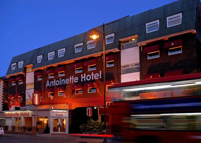 Antoinette Hotel Wimbledon London