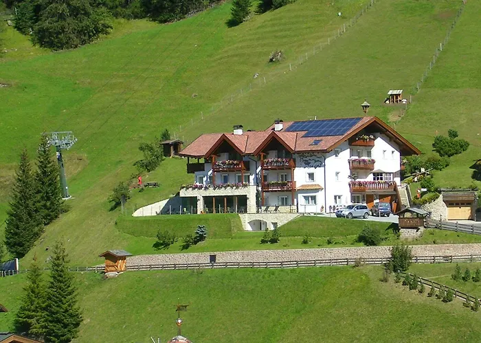 Hotel Garni La Tambra Wolkenstein in Gröden
