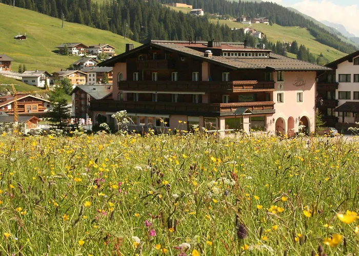 Hotel Garni Lärchenhof Lech am Arlberg