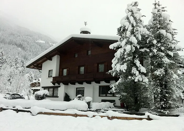 Alpin Hotel Garni Eder - Private Living Mayrhofen