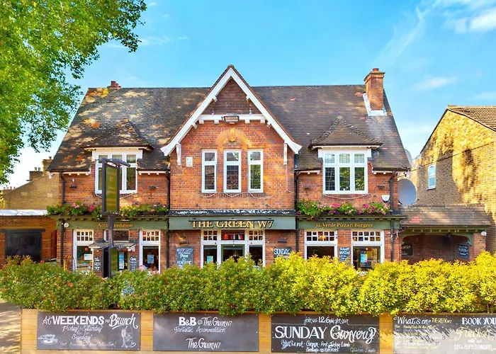 The Green W7 London