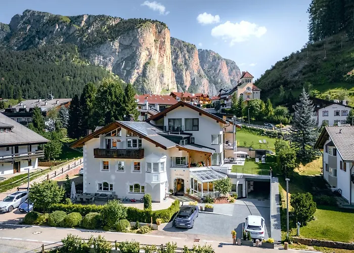 Villa David Dolomites Wolkenstein in Gröden
