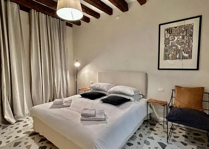 Farini Suites Wi-Fi Venedig