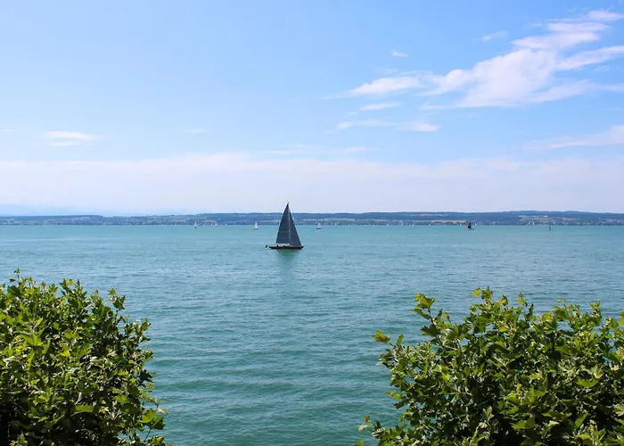 ZwoVier Meersburg