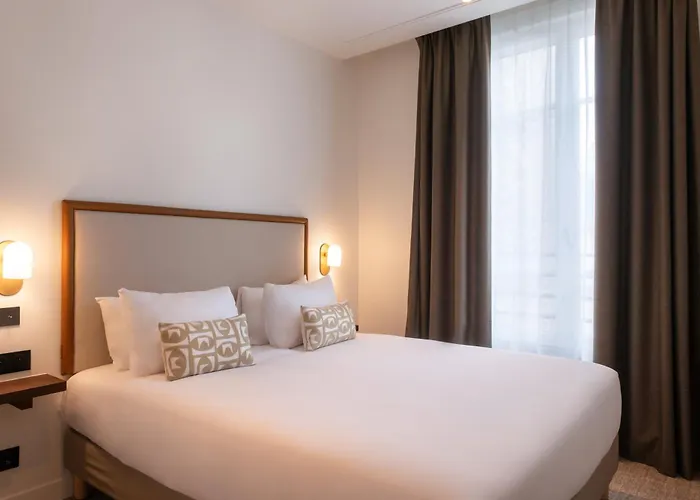 Le Lampika Hotel Paris