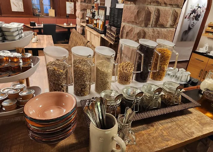 Hotel Rose Heidelberg inklusive Frühstück, Saunanutzung und Parkplätze nach Verfügbarkeit