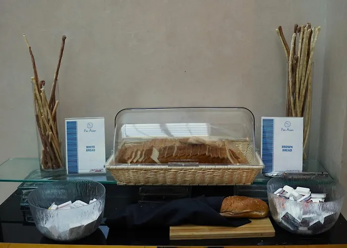 Fortune Atrium Hotel Dubai