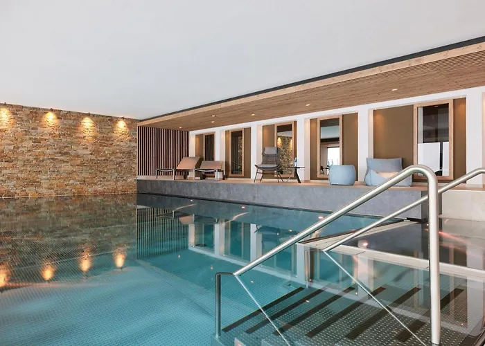 Hotel Sonne Post mit Schwimmbad Titisee-Neustadt