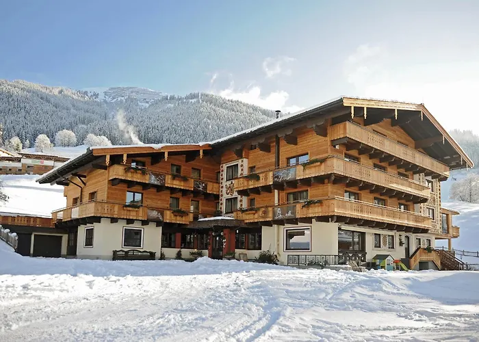 Ski In Ski Out Hotel Unterellmau Saalbach-Hinterglemm