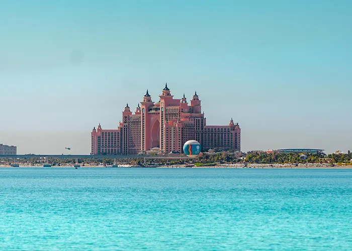 C Central Hotel And Resort The Palm Dubai