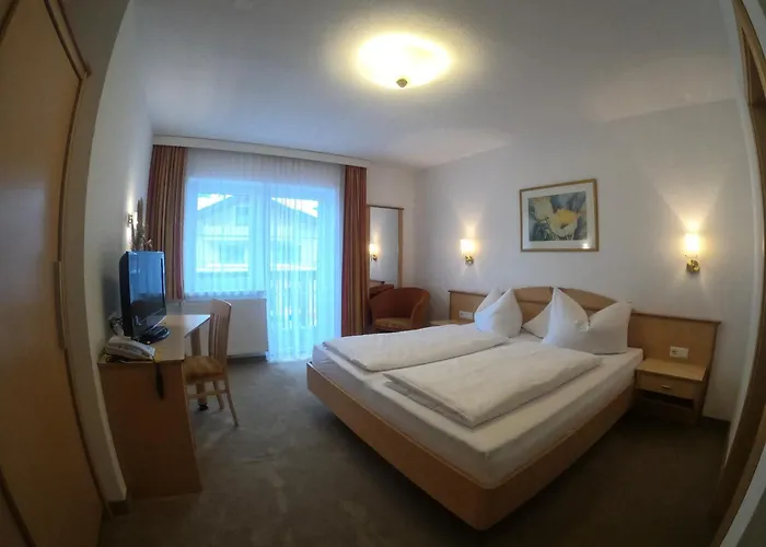 Hotel Garni Dorfschmiede Ischgl