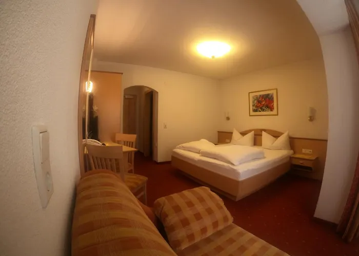 Hotel Garni Dorfschmiede Ischgl
