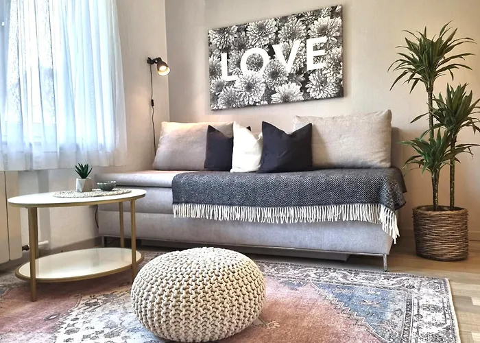 STAYaWHILE Apartment COMFORT nähe Herzzentrum, Bali Therme, Kurpark GOP, free Parking, Netflix, Boxspringbett, neues Duschbad Bad Oeynhausen