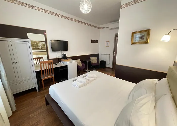 Hotel Gold House Rom