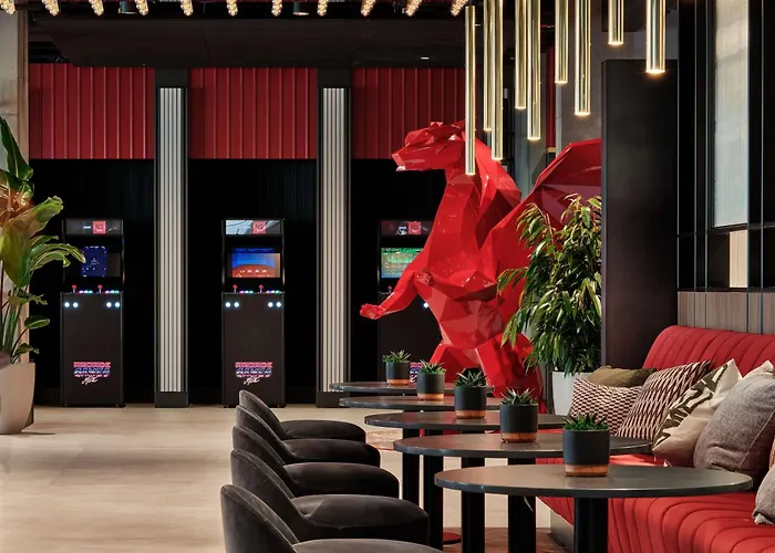 Radisson Red Hotel & Radisson Red Apartments, Krakau
