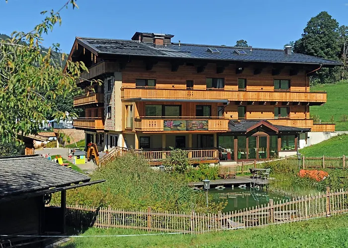 Ski In Ski Out Hotel Unterellmau Saalbach-Hinterglemm