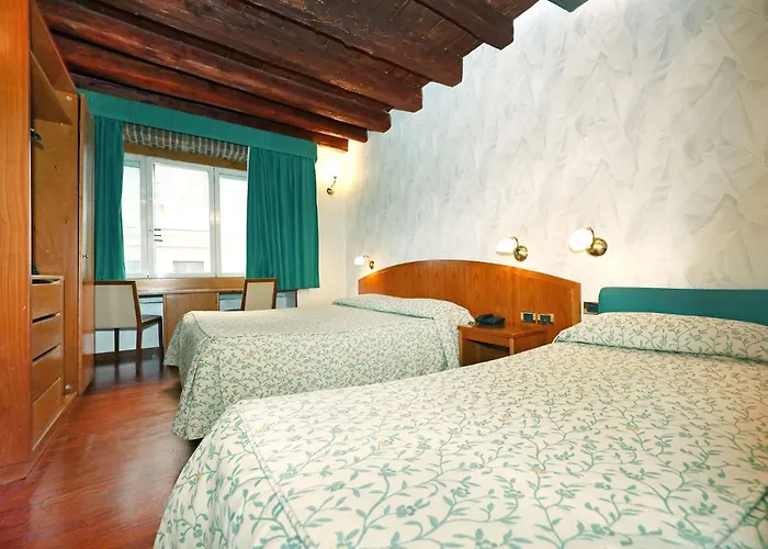 Hotel Corot Rom