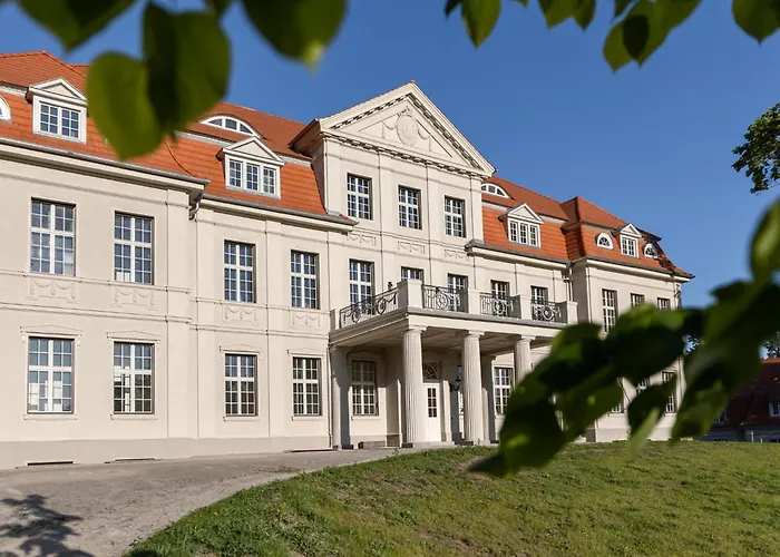 Schlosshotel Neustrelitz