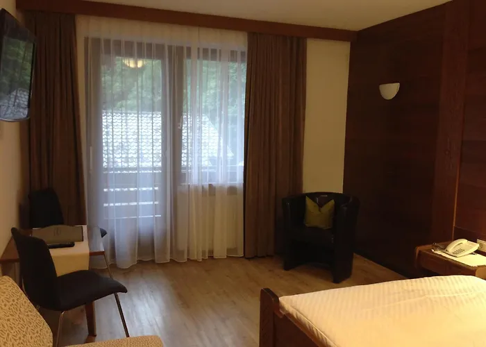 Hotel Zerres Partenen