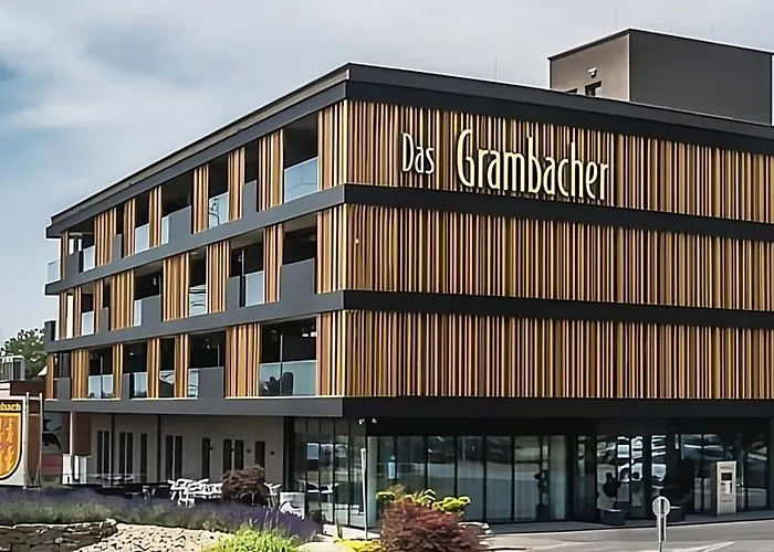 Hotel-Restaurant Das Grambacher I FREE PARKING I SELF CHECK-IN Graz