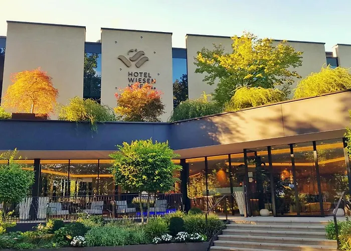 Hotel Wiesenhof Algund