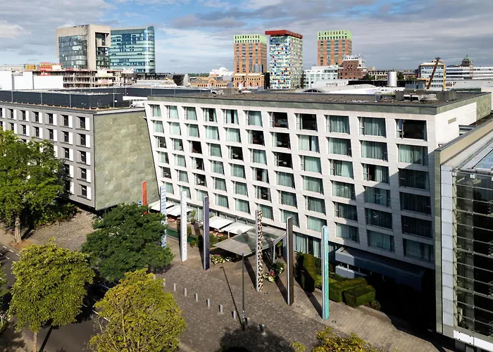 Radisson Blu Media Harbour Hotel, Düsseldorf