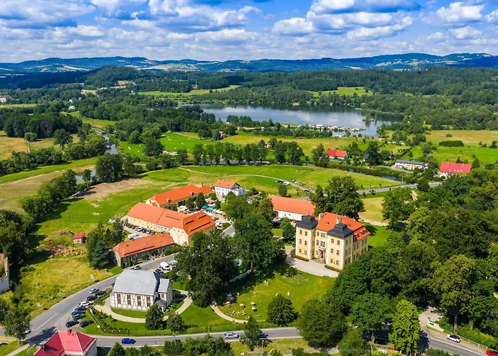 Pałac Łomnica Karkonosze - Schloss Lomnitz Riesengebirge Wojanow
