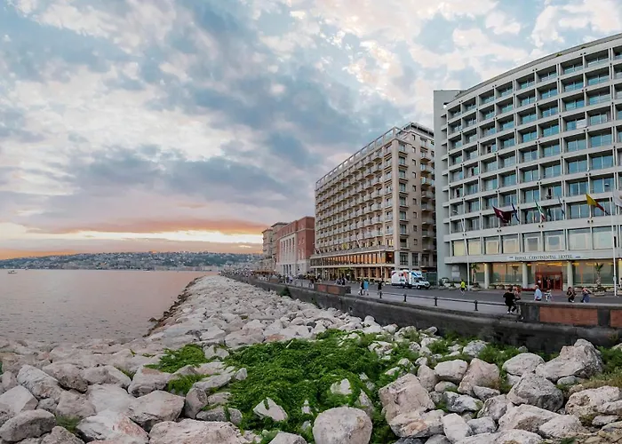 Hotel Royal Continental Neapel