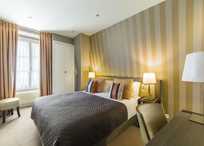 Hotel Eiffel Kennedy Paris