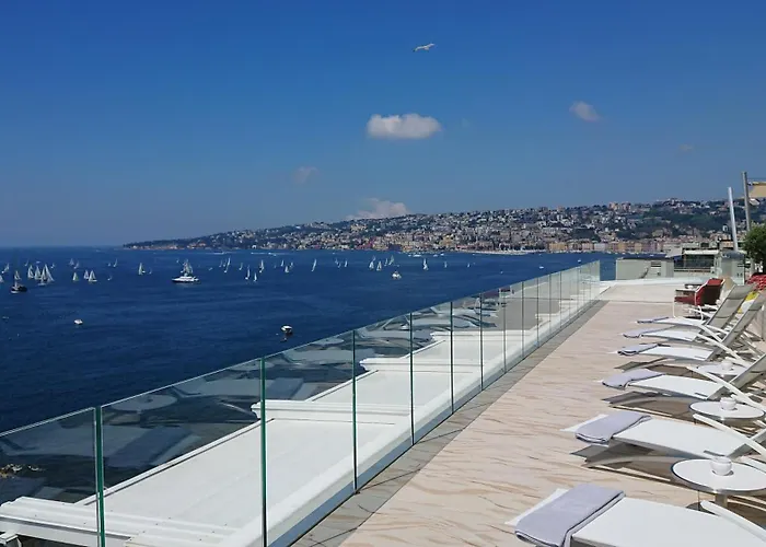 Grand Hotel Vesuvio Neapel