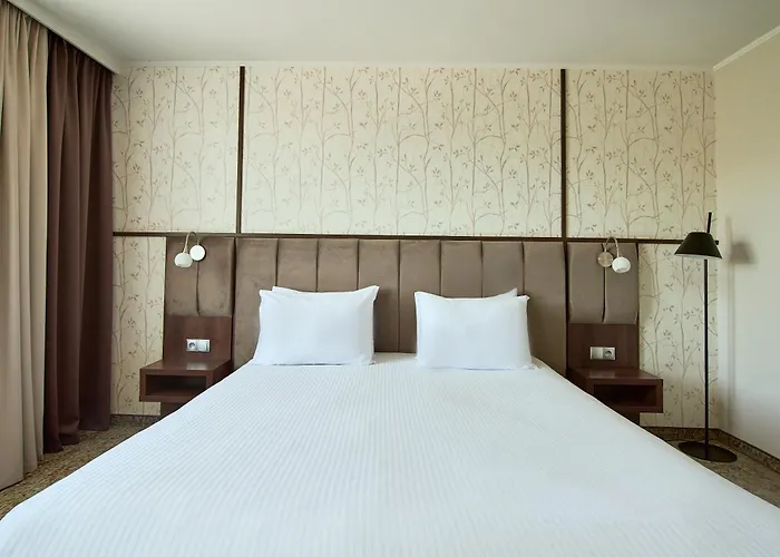 Hotel Metropolo By Golden Tulip Krakau