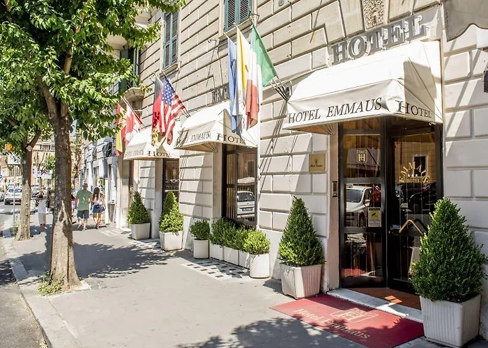 Hotel Emmaus Rom