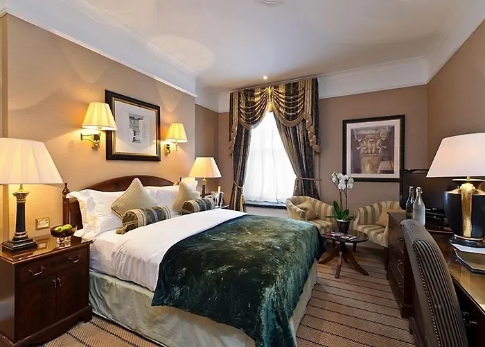 Hotel The Colonnade London