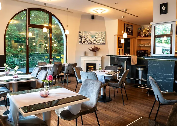 Hotel Kastanienhof Erding