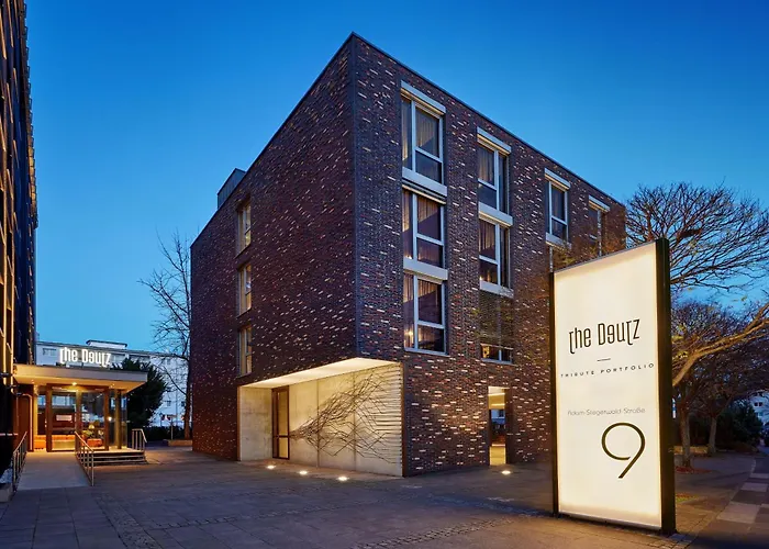 the Deutz, a Tribute Portfolio Hotel Köln