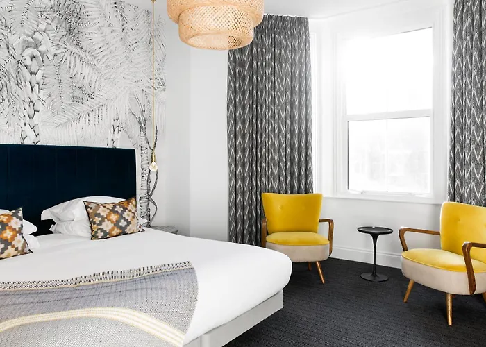 The Lodge Hotel - Putney London