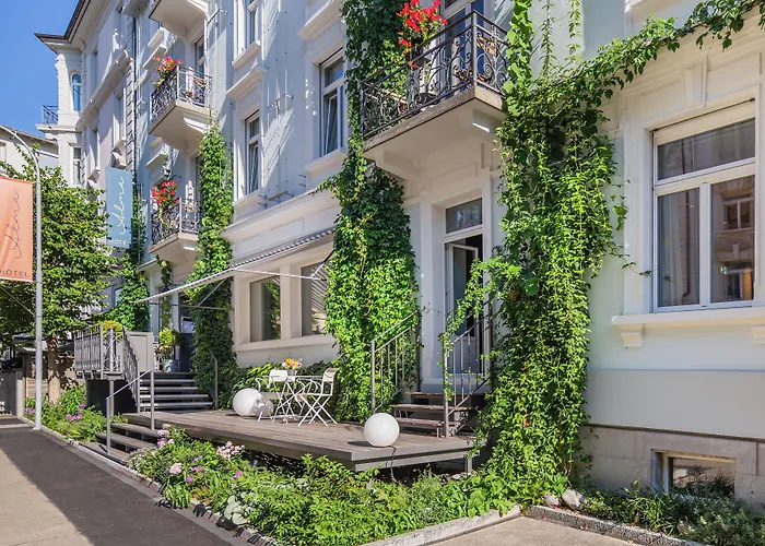Alma Hotel - Boutique Hideaway By The Lake With Rooftop And Ladies-Only Wellness Zürich